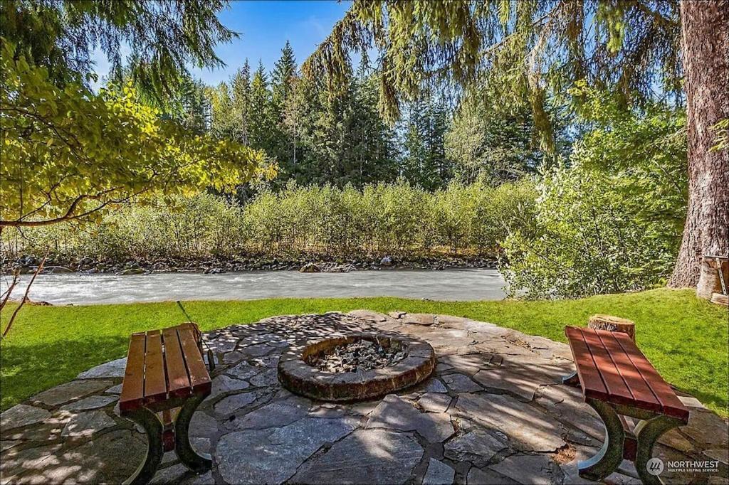 New: Steps From White River Near Mount Rainier National Park Greenwater Eksteriør bilde