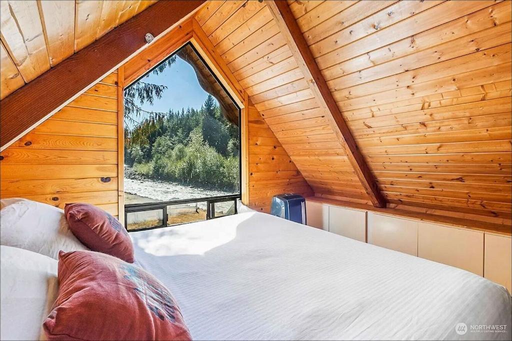 New: Steps From White River Near Mount Rainier National Park Greenwater Eksteriør bilde