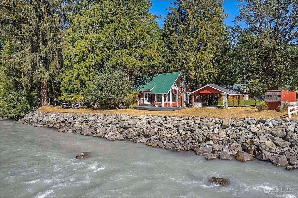 New: Steps From White River Near Mount Rainier National Park Greenwater Eksteriør bilde